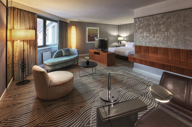 מלון הילטון ברלין (Hilton Berlin) – מלון 5 כוכבים בברלין